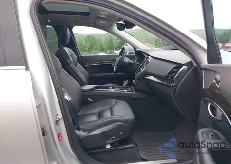 2016 Volvo Xc90 T6 Momentum z USA, uszkodzony, nr VIN YV4A22PK9G1070826